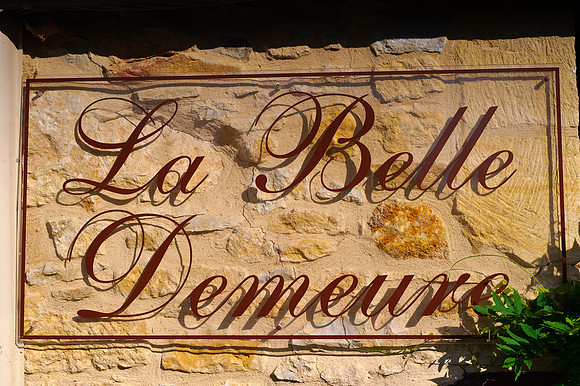 RICHARD AND PHILLIPE : LA BELLE DEMUERE