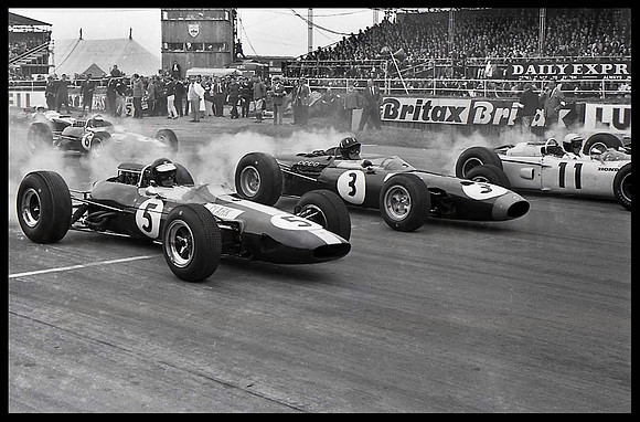 British Grand Prix 1965 Start Clark , Hill , Ginther & Stewart