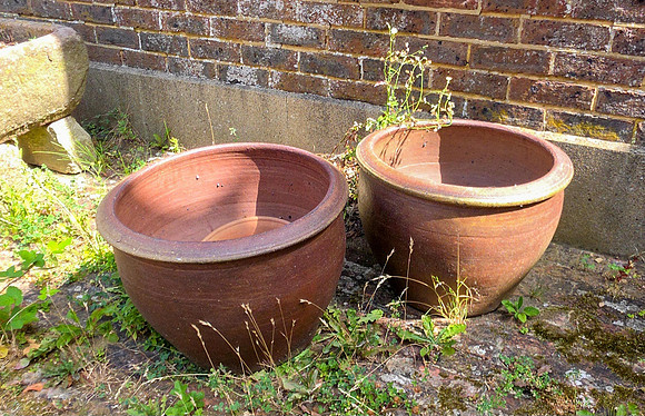 Cowfold Gallery Garden Ornaments for sale --10