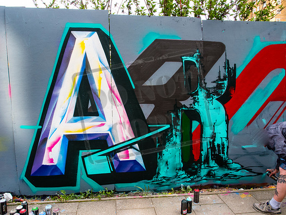 AROE: @ work _Brighton Street Art -11