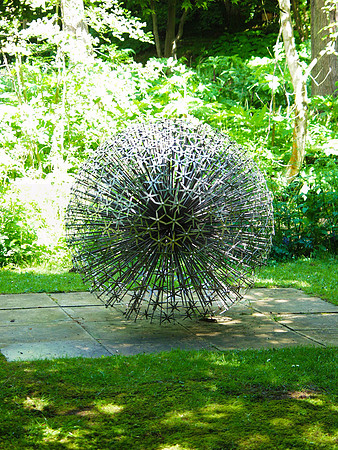 HANNAH PESCHAR SCULPTURE GALLERY     SUSSEX
