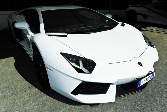 F.O.S. 2011 Lamborghini Aventador LP700-4