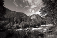 Yosemite Valley _black & white