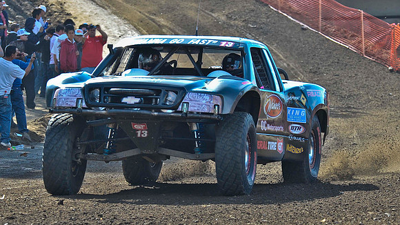 RWCS_BAJA 2009_raceday wash entry-23