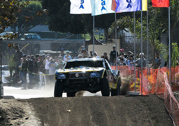 RWCS_BAJA 2009_raceday wash entry-3