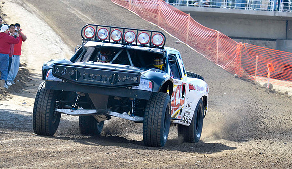 RWCS_BAJA 2009_raceday wash entry-14