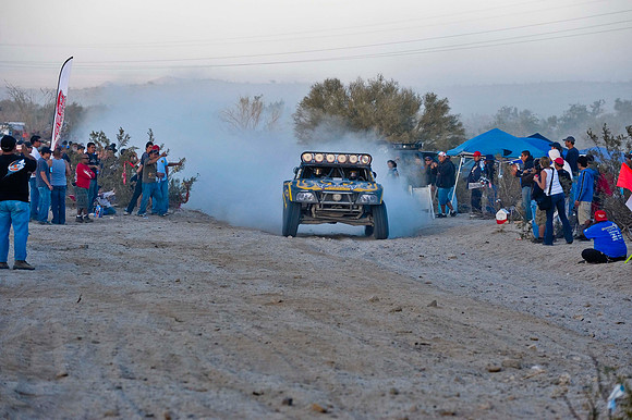 RWCS_BAJA 2009_raceday borrego-29