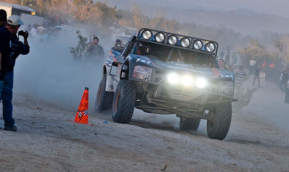 RWCS_BAJA 2009_raceday borrego-39