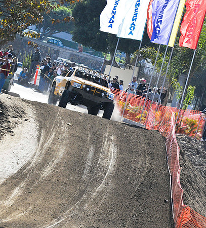 RWCS_BAJA 2009_raceday wash entry-5
