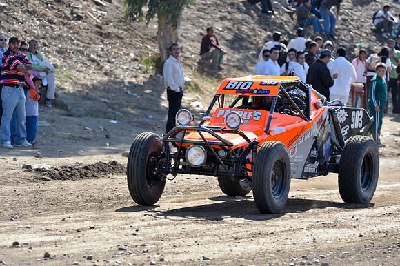 RWCS_BAJA 2009_raceday wash entry-74