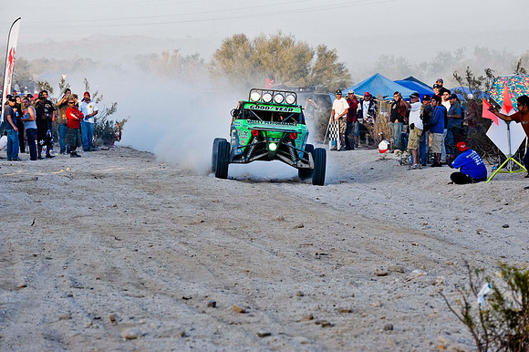 RWCS_BAJA 2009_raceday borrego-26