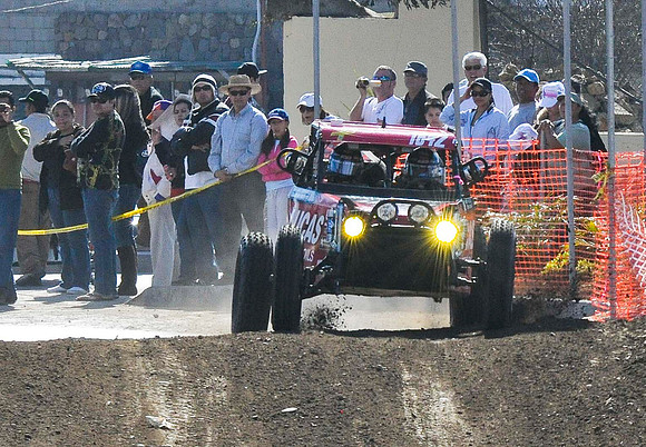 RWCS_BAJA 2009_raceday wash entry-1.jpg
