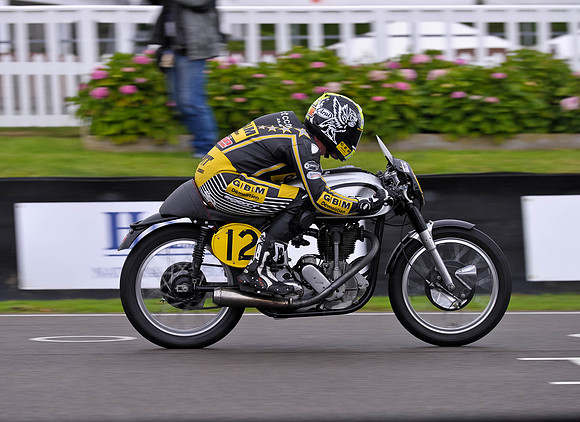 barry sheene memorial-9800