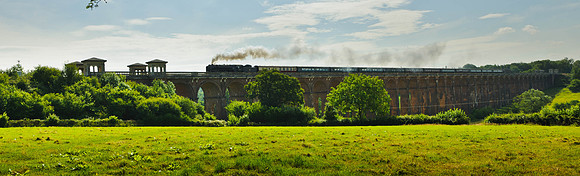 BRITANNIA 70000 ON BALCOMBE VIADUCT