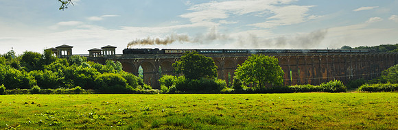 BRITANNIA 70000 ON BALCOMBE VIADUCT