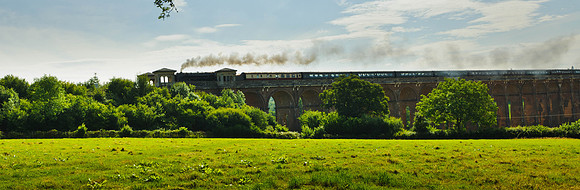 BRITANNIA 70000 ON BALCOMBE VIADUCT